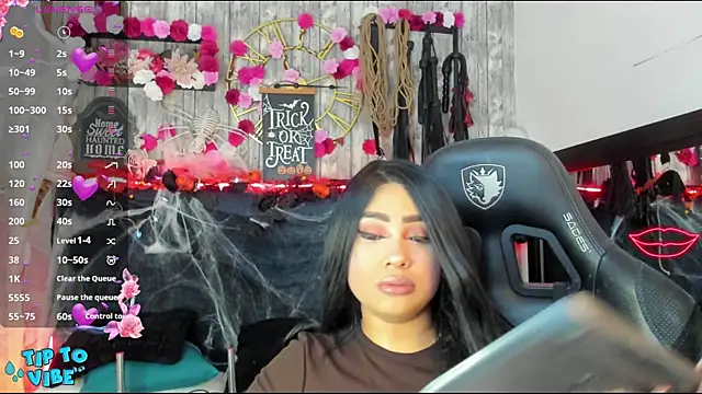 Neko Misaki online show from October 19, 11:44 am