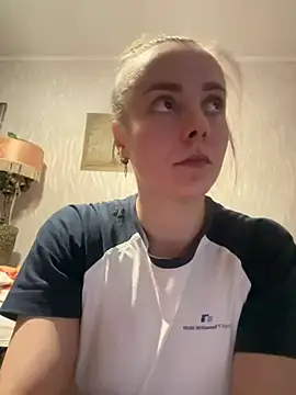 AlisaKissss online show from March 22, 8:04 pm