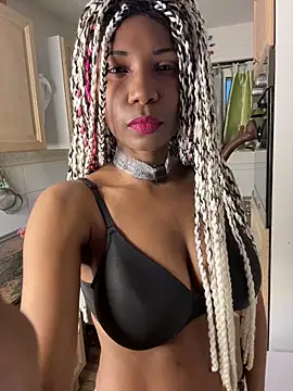 Snapshot of Shantel-Olivia chatting on January 14, 8:09 am Shantel-Olivia online show from January 14, 8:09 am