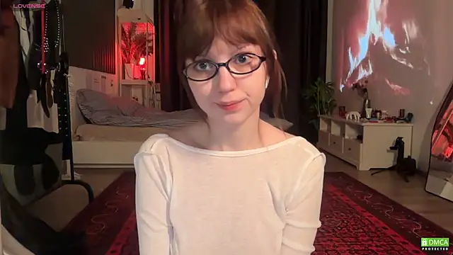 Snapshot of electric_babe chatting on January 10, 2:41 pm electric babe online show from January 10, 2:41 pm