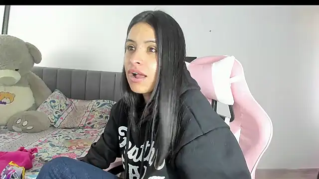 Snapshot of _elektrah chatting on March 21, 8:18 pm  elektrah online show from March 21, 8:18 pm