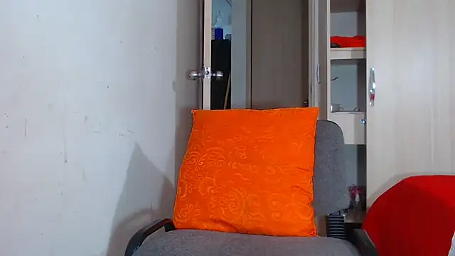 Snapshot of Jhhan234 chatting on March 9, 8:57 pm Jhhan234 online show from March 9, 8:57 pm