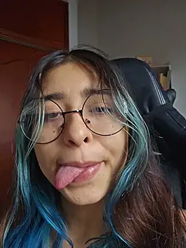 Snapshot of sweetcoralinee chatting on March 18, 5:38 pm sweetcoralinee online show from March 18, 5:38 pm