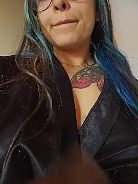 Snapshot of sweetcoralinee chatting on March 19, 3:49 pm sweetcoralinee online show from March 19, 3:49 pm