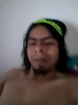 Snapshot of Duvixcas chatting on March 8, 12:20 pm Duvixcas online show from March 8, 12:20 pm