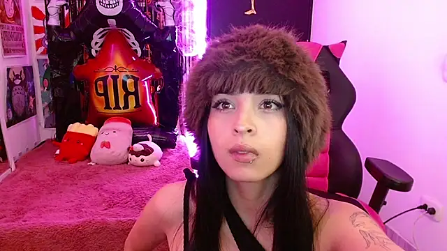 Kind Scarlett online show from October 24, 1:24 am