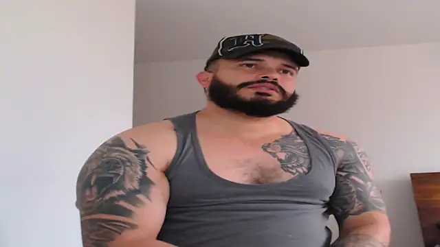 Snapshot of alexandergranda71 chatting on December 28, 10:34 pm alexandergranda71 online show from December 28, 10:34 pm