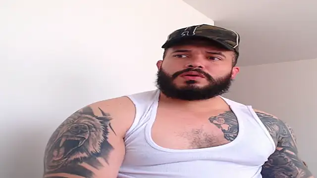 Snapshot of alexandergranda71 chatting on January 6, 4:02 pm alexandergranda71 online show from January 6, 4:02 pm