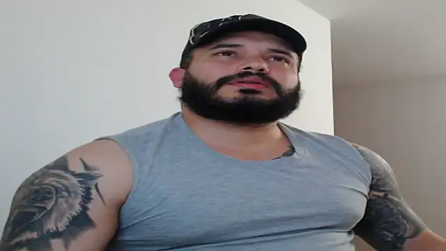 Snapshot of alexandergranda71 chatting on January 13, 10:13 pm alexandergranda71 online show from January 13, 10:13 pm