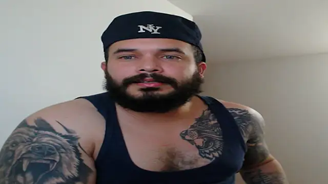 Snapshot of alexandergranda71 chatting on January 26, 11:29 pm alexandergranda71 online show from January 26, 11:29 pm
