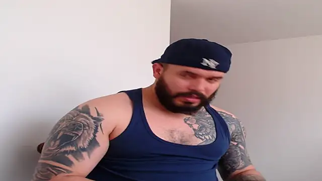 Snapshot of alexandergranda71 chatting on February 16, 3:59 pm alexandergranda71 online show from February 16, 3:59 pm