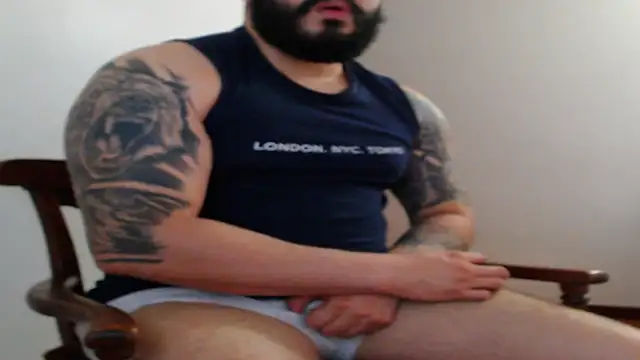 Snapshot of alexandergranda71 chatting on March 5, 3:51 pm alexandergranda71 online show from March 5, 3:51 pm