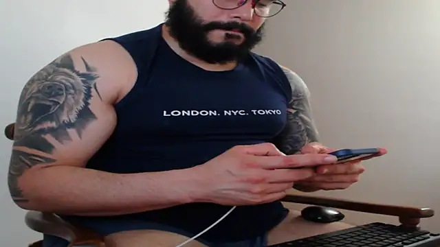 Snapshot of alexandergranda71 chatting on March 6, 4:07 pm alexandergranda71 online show from March 6, 4:07 pm