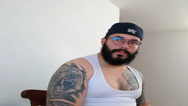 Snapshot of alexandergranda71 chatting on March 8, 4:17 pm alexandergranda71 online show from March 8, 4:17 pm