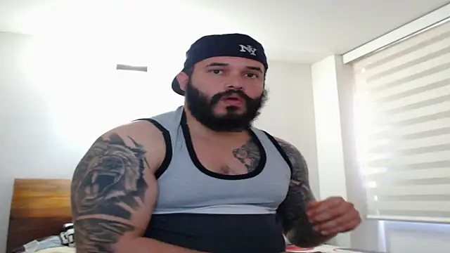 Snapshot of alexandergranda71 chatting on March 11, 3:56 pm alexandergranda71 online show from March 11, 3:56 pm
