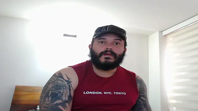 Snapshot of alexandergranda71 chatting on March 20, 3:14 pm alexandergranda71 online show from March 20, 3:14 pm