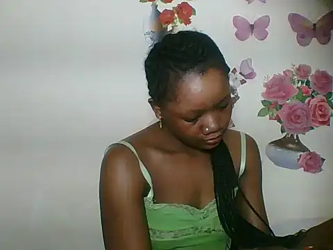 Snapshot of HotJeylee chatting on October 17, 6:32 pm HotJeylee online show from October 17, 6:32 pm