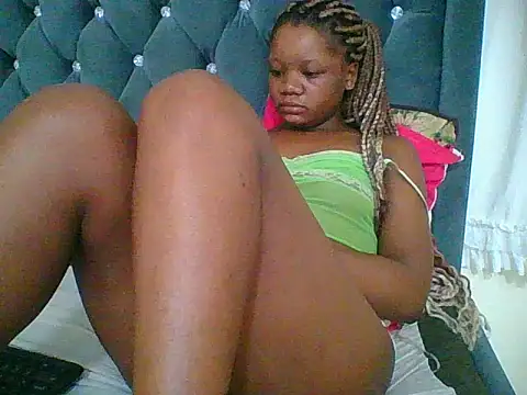 Snapshot of HotJeylee chatting on January 12, 9:31 pm HotJeylee online show from January 12, 9:31 pm