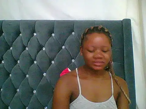 Snapshot of HotJeylee chatting on January 14, 6:57 pm HotJeylee online show from January 14, 6:57 pm