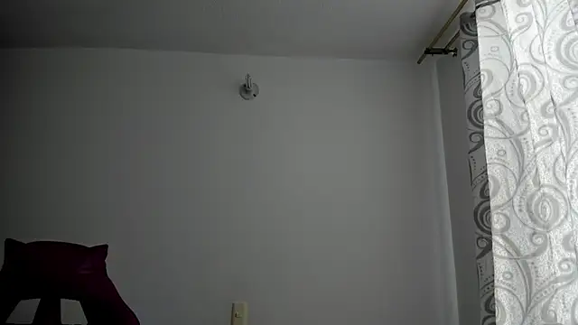 Adhhaaraaa  online show from November 4, 8:30 pm