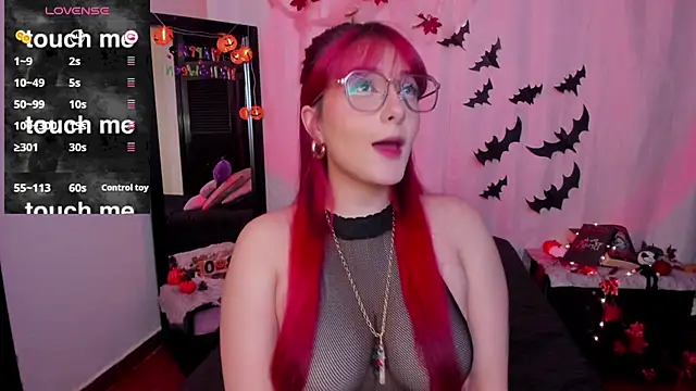 Dafne Moon online show from October 22, 6:24 am