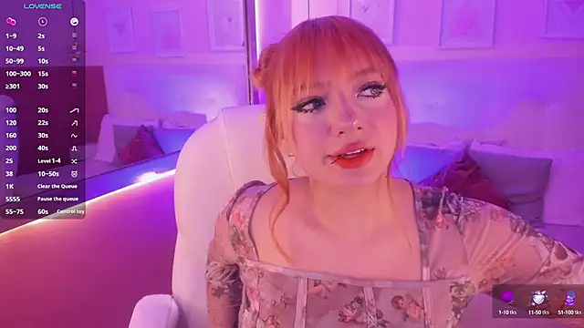 Snapshot of Kloe_Raize chatting on December 4, 9:13 pm Kloe Raize online show from December 4, 9:13 pm