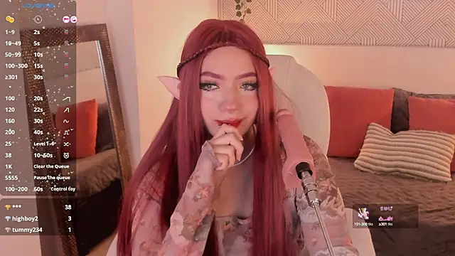 Snapshot of Kloe_Raize chatting on January 15, 12:51 am Kloe Raize online show from January 15, 12:51 am