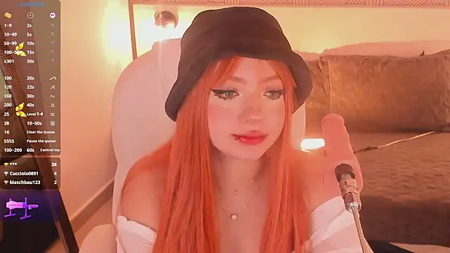 Snapshot of Kloe_Raize chatting on January 17, 12:20 am Kloe Raize online show from January 17, 12:20 am