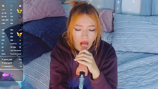 Snapshot of Kloe_Raize chatting on January 21, 2:00 am Kloe Raize online show from January 21, 2:00 am