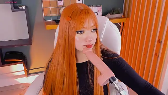 Snapshot of Kloe_Raize chatting on February 19, 10:31 pm Kloe Raize online show from February 19, 10:31 pm