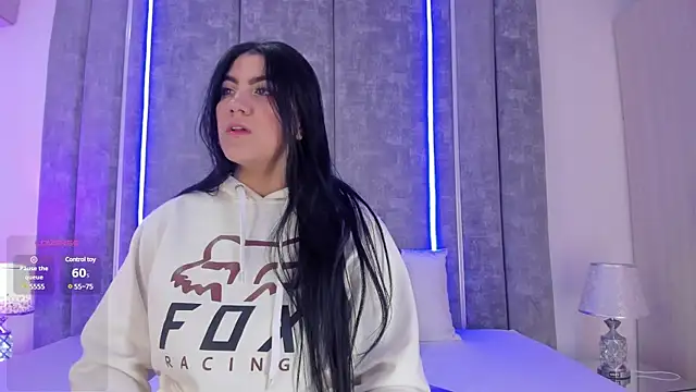 PaulinaDuarte online show from December 12, 11:07 am