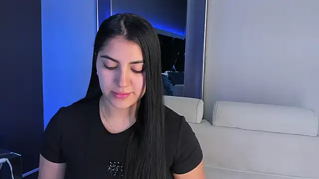 PaulinaDuarte online show from October 9, 12:03 pm