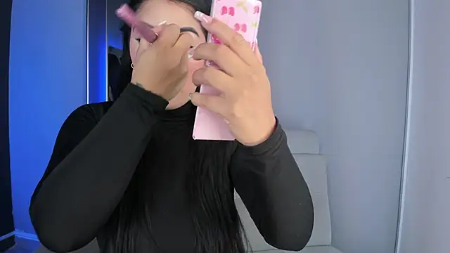 PaulinaDuarte online show from February 14, 12:13 pm