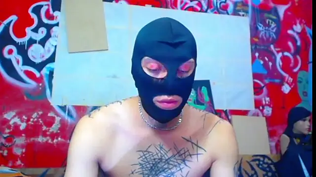 Snapshot of deivid_estrada chatting on May 20, 4:13 pm deivid estrada online show from May 20, 4:13 pm