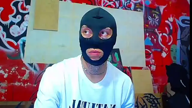 Snapshot of deivid_estrada chatting on May 28, 5:32 pm deivid estrada online show from May 28, 5:32 pm