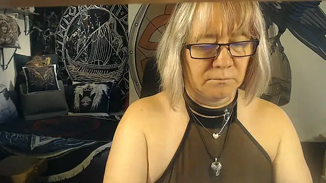 Snapshot of TittenMichelle chatting on September 26, 6:50 am TittenMichelle online show from September 26, 6:50 am