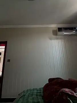 Eric246 online show from March 11, 7:14 am