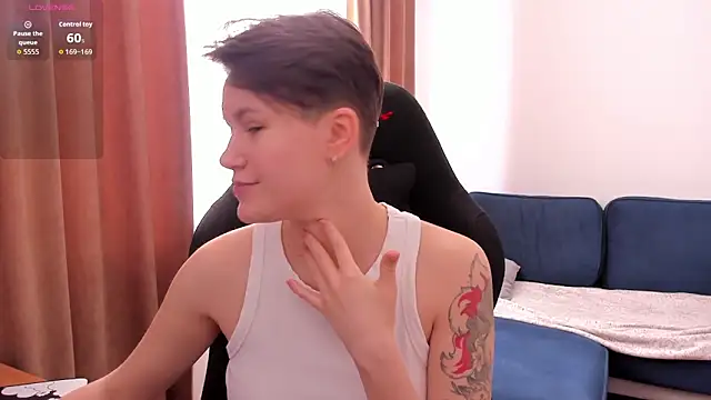 JessieFlower online show from March 17, 7:44 am