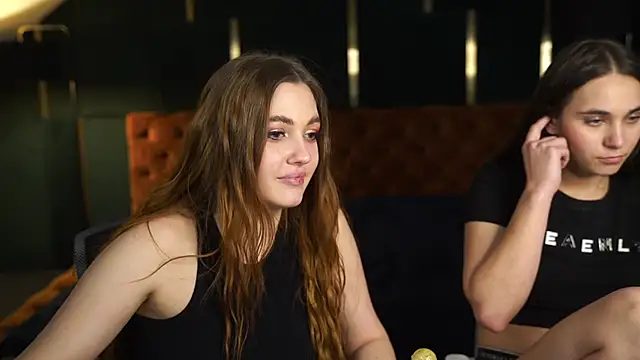 Snapshot of Grace_Fantasy chatting on December 13, 3:27 am Grace Fantasy online show from December 13, 3:27 am