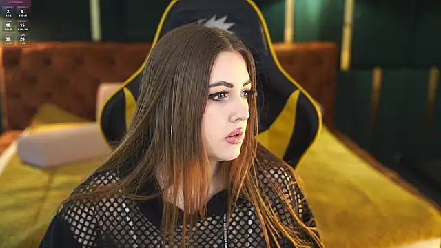 Snapshot of Grace_Fantasy chatting on March 21, 11:23 pm Grace Fantasy online show from March 21, 11:23 pm