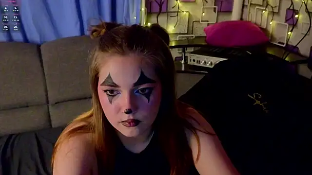 Snapshot of Grace_Fantasy chatting on November 2, 1:41 am Grace Fantasy online show from November 2, 1:41 am