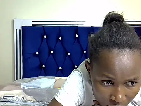 Snapshot of Goddess_nanaya chatting on September 21, 9:55 am Goddess nanaya online show from September 21, 9:55 am