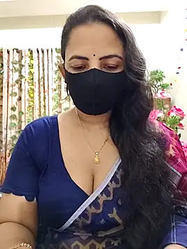 Snapshot of Payel-Sen chatting on September 30, 4:56 pm Payel-Sen online show from September 30, 4:56 pm