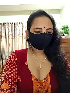 Snapshot of Payel-Sen chatting on October 31, 5:36 pm Payel-Sen online show from October 31, 5:36 pm