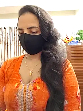 Snapshot of Payel-Sen chatting on November 3, 8:43 pm Payel-Sen online show from November 3, 8:43 pm