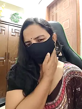 Snapshot of Payel-Sen chatting on December 14, 11:20 pm Payel-Sen online show from December 14, 11:20 pm