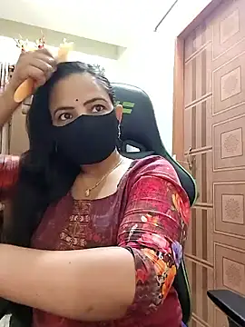 Snapshot of Payel-Sen chatting on January 13, 5:51 pm Payel-Sen online show from January 13, 5:51 pm