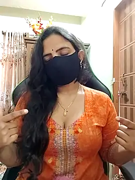 Snapshot of Payel-Sen chatting on January 19, 5:22 am Payel-Sen online show from January 19, 5:22 am