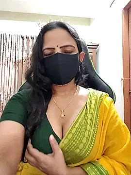 Snapshot of Payel-Sen chatting on January 31, 7:11 pm Payel-Sen online show from January 31, 7:11 pm