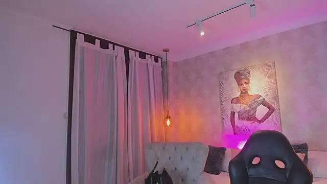 Shantall   online show from January 14, 11:16 am